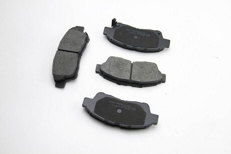 Тормозные колодки перед. Toyota Corolla 92-01/Camry 91-01 (Akebono) BREMSI BP2526